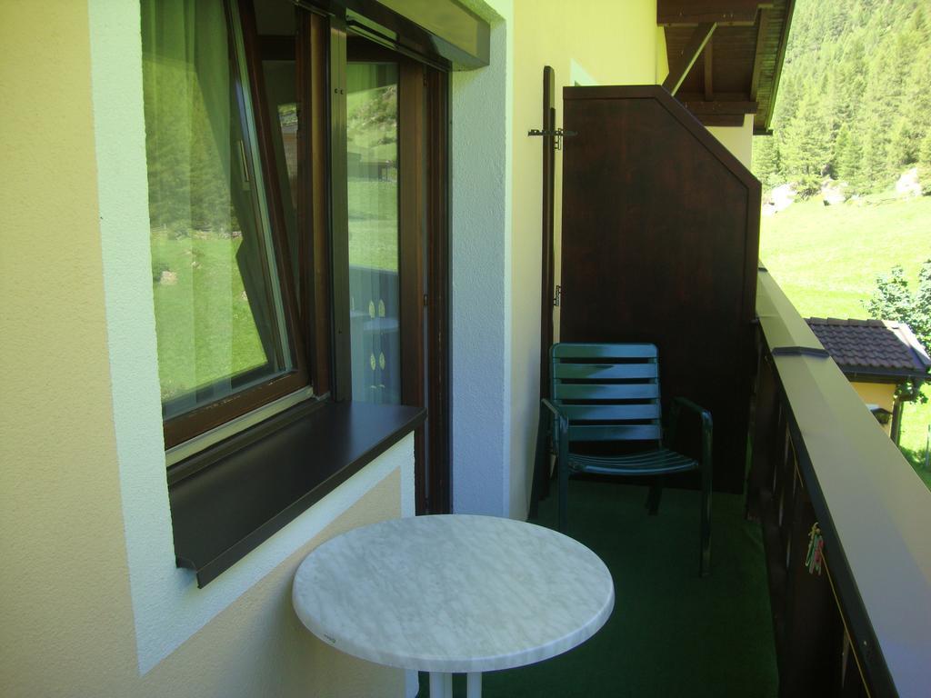 Haus Sonnschein Bed & Breakfast Solden Bagian luar foto