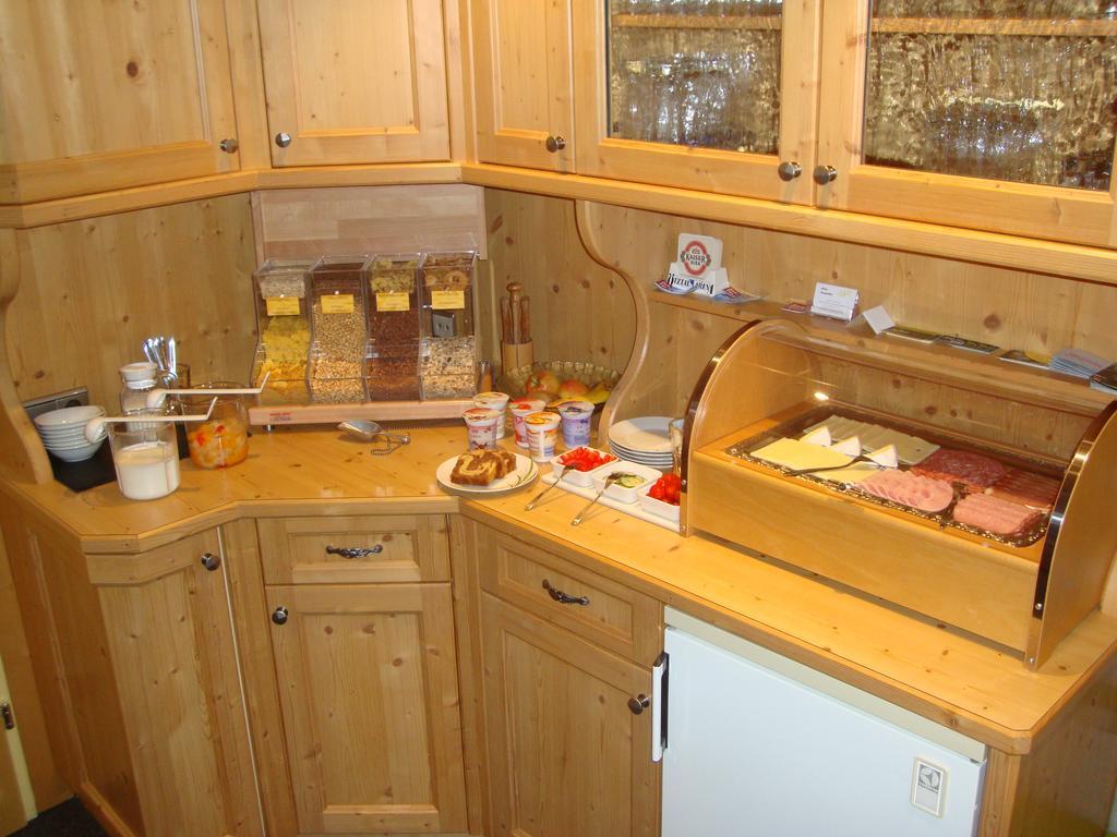 Haus Sonnschein Bed & Breakfast Solden Bagian luar foto