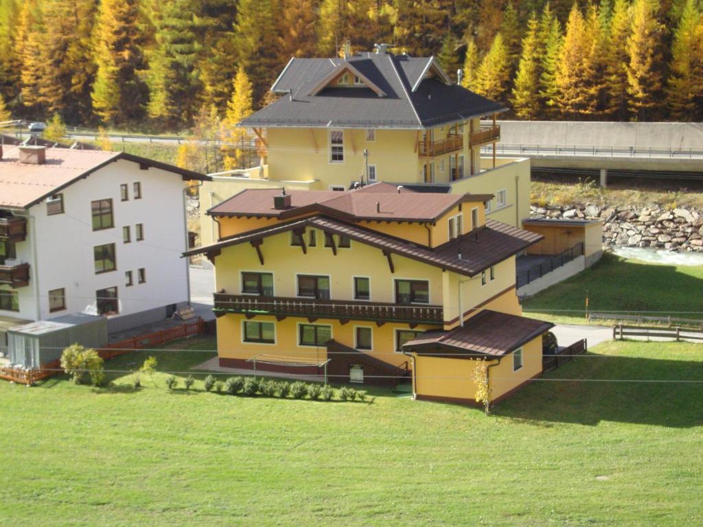 Haus Sonnschein Bed & Breakfast Solden Bagian luar foto