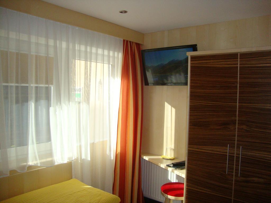 Haus Sonnschein Bed & Breakfast Solden Bagian luar foto